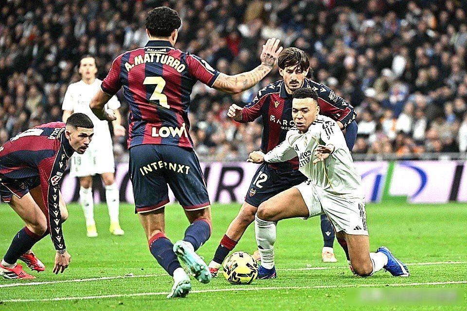 53场57球！姆巴佩用数据扇脸质疑者，西甲谁敢不服？